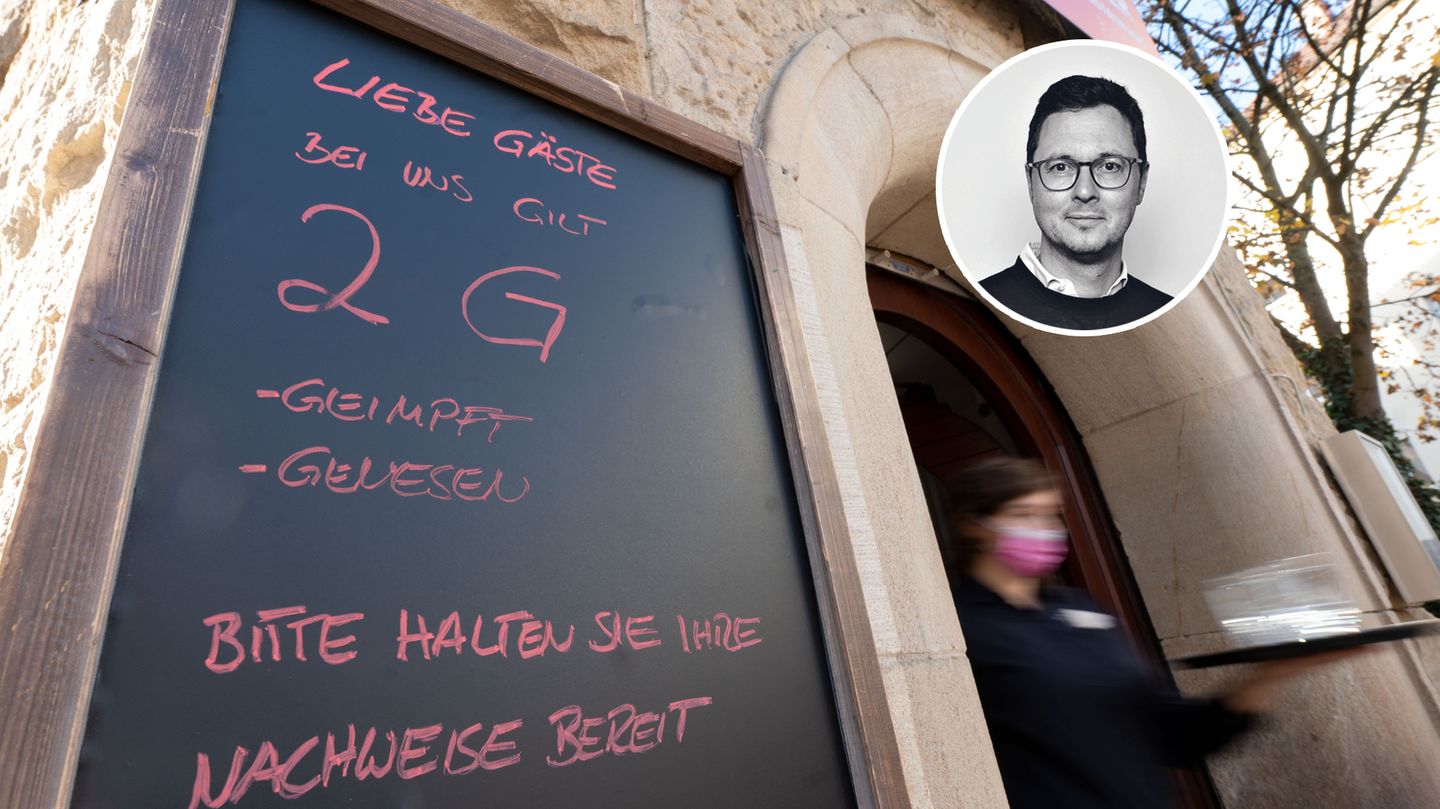 Vor einem Restaurant im Stuttgarter Westen hängt ein Schild