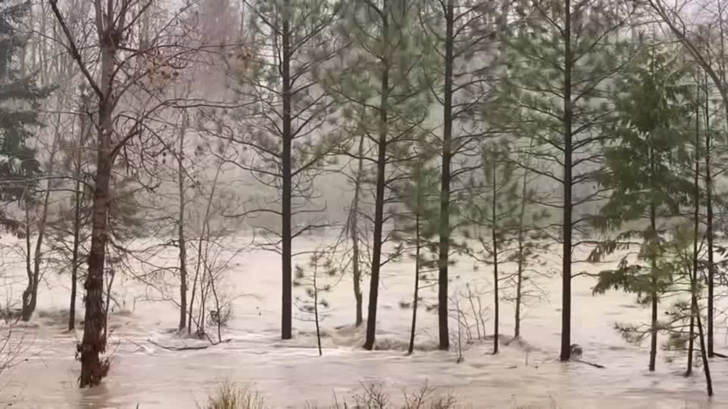Video: Todesopfer bei Überflutungen in Kanada