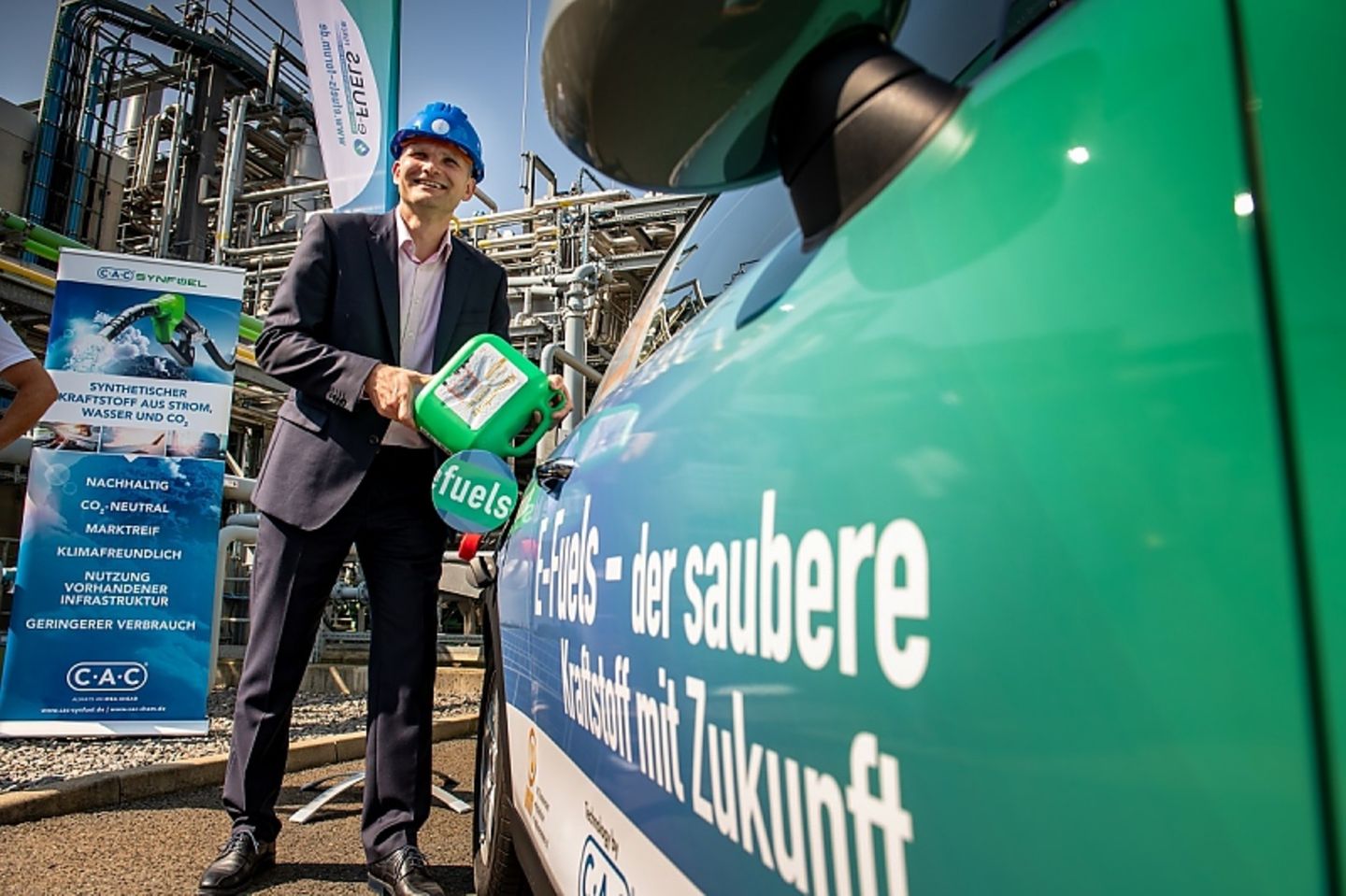 Die ersten Pilotanlagen zum Thema eFuels laufen längst