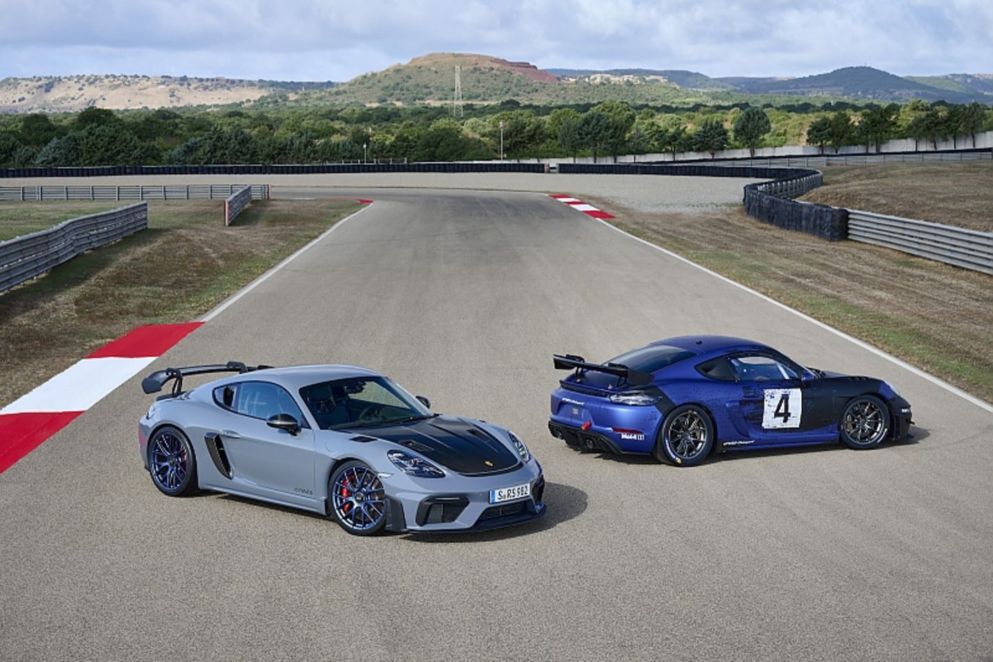 Porsche 718 Cayman GT4 RS