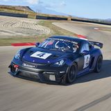 Porsche 718 Cayman GT4 RS