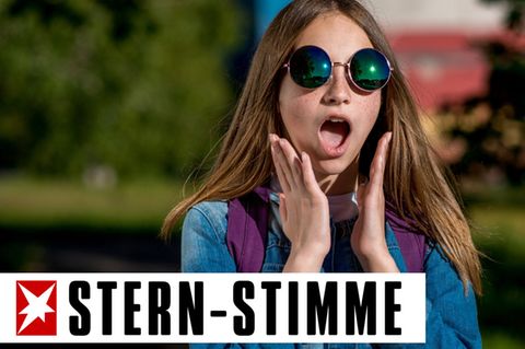 Teenagerin im Park