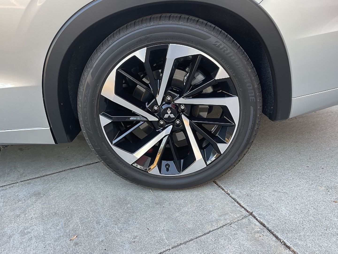 Mitsubishi Outlander 2.5 SEL S-AWC