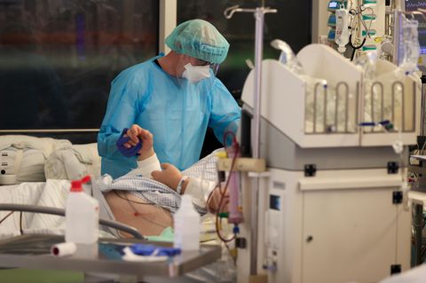 Covid-19: Zahlen exploderien
