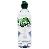 Danone: Volvic Mineralwasser  Das Volvic-Mineralwasser ist laut Etikett "klimaneutral zertifiziert". Foodwatch kritisiert das Produkt hingegen als wenig klimafreundlich. Die verwendeten Einweg-Plastikflaschen seien schlechter für die Umwelt als Mehrwegflaschen. Zudem würden die Flaschen Hunderte Kilometer aus Frankreich – größtenteils mit Lkws – herangekarrt, obwohl es in Deutschland genug Mineralbrunnen gebe. Volvic erklärte auf Anfrage des stern, man könne den Vorwurf nicht nachvollziehen. Die verwendeten Recycling-Pet-Flaschen seien "die ökologisch sinnvollste Verpackung".
