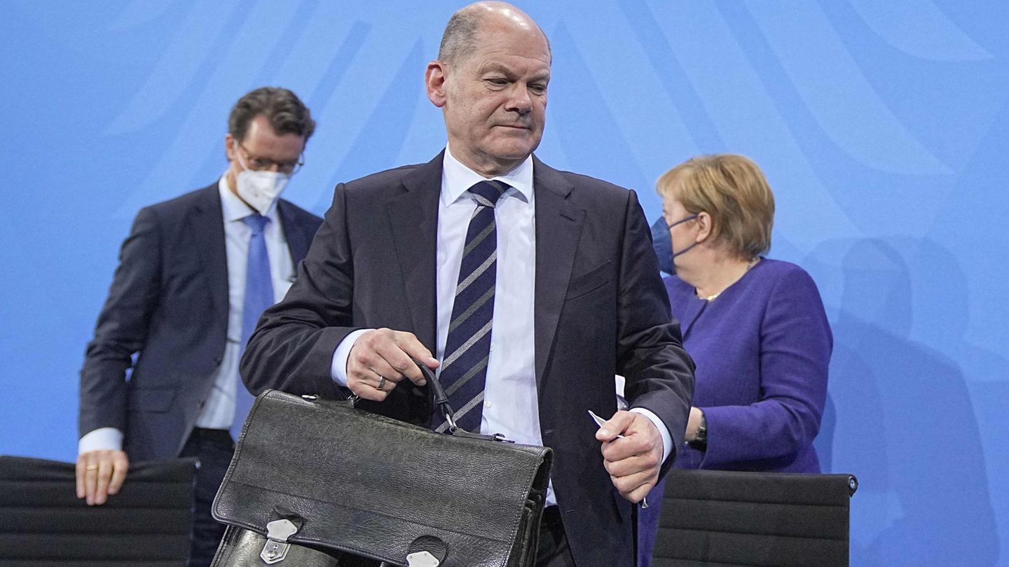 Corona Kampf Scholz und Merkel