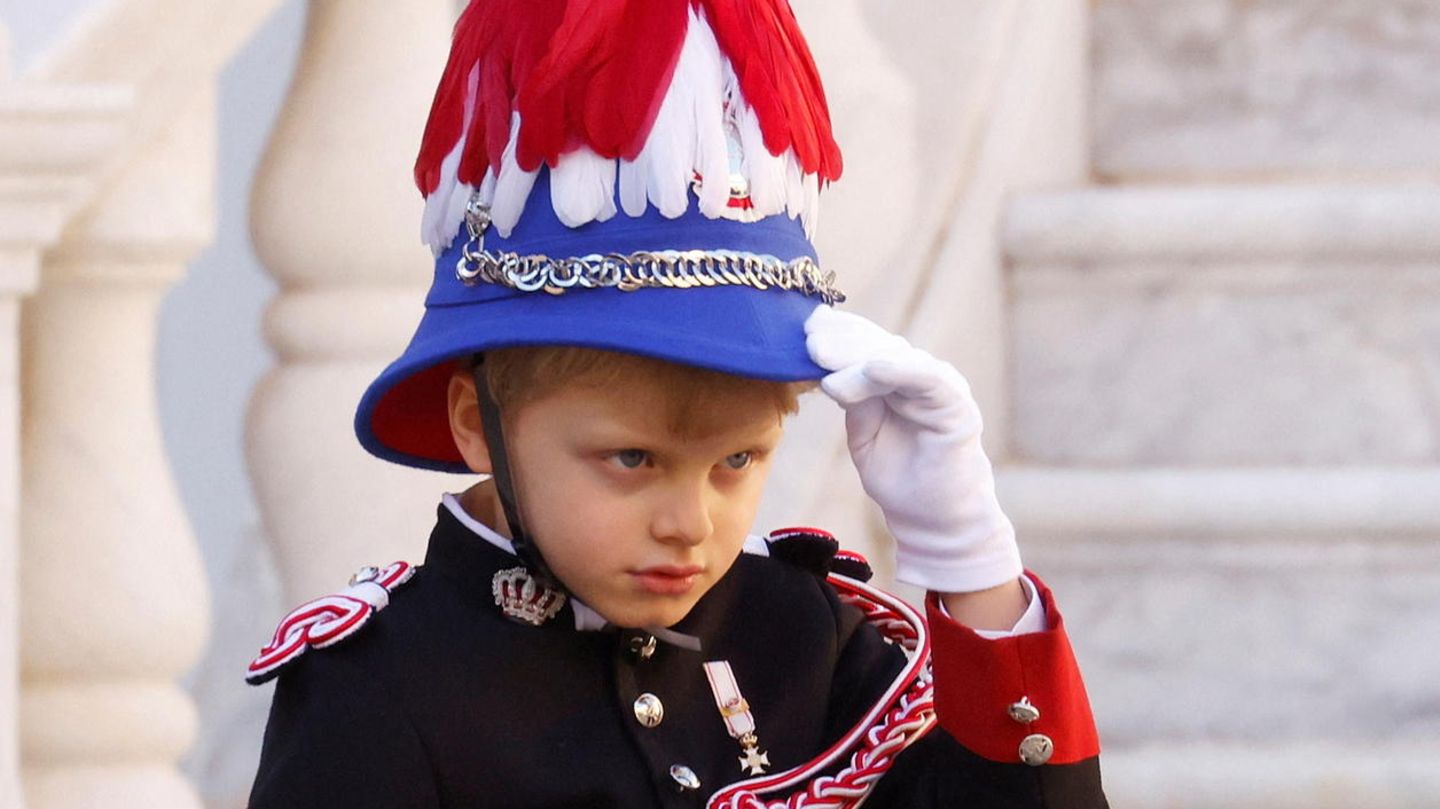 Nationalfeiertag in Monaco: Das Fürstentum feiert — und fast alle haben nur Augen für die süßen Kinder