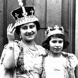 Königin Elizabeth von Großbritannien und ihre älteste Tochter, Prinzessin Elizabeth