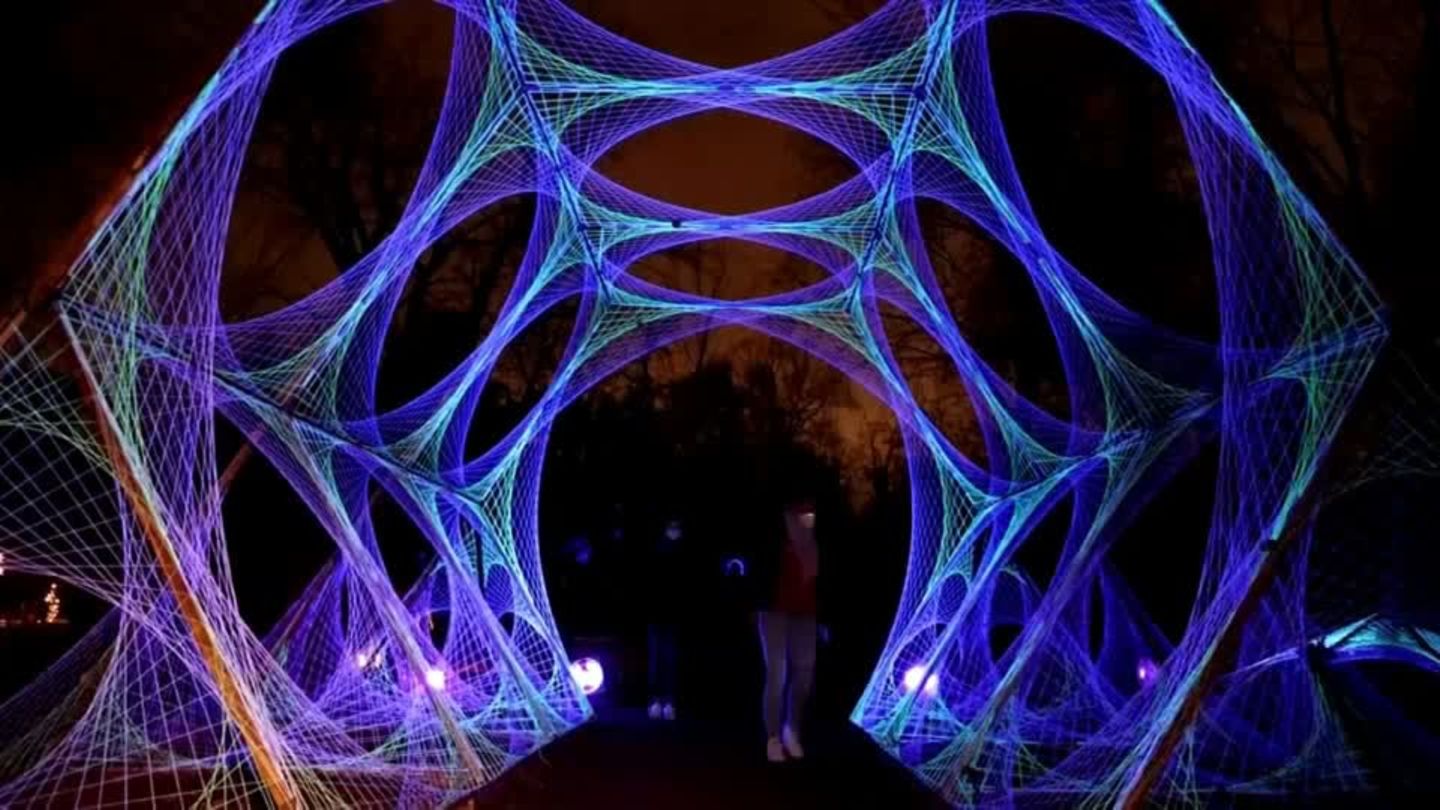 Video: Christmas Garden: die Weihnachtszeit naht