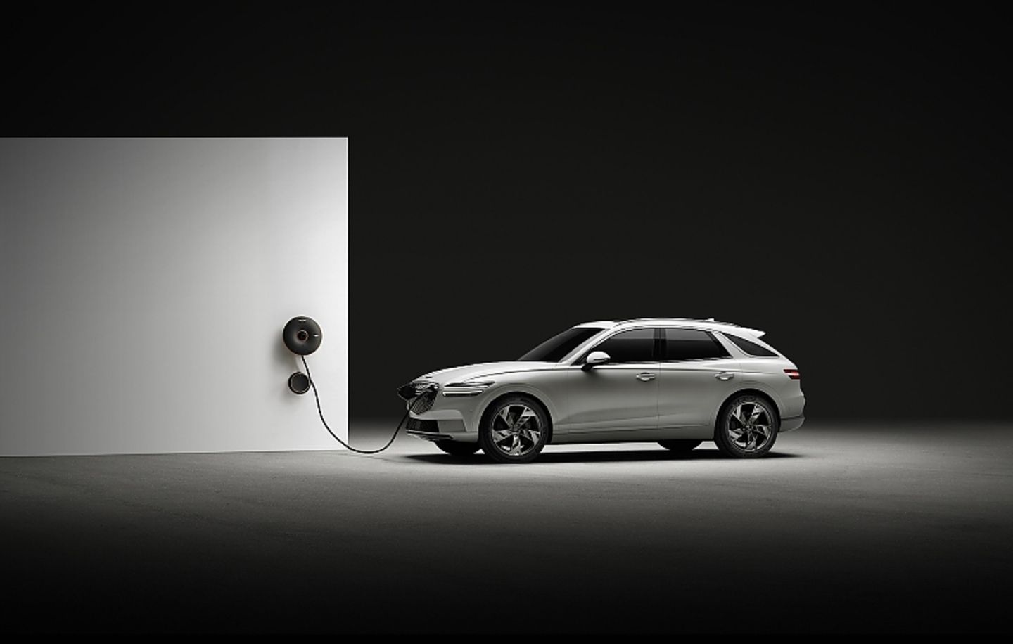 Genesis Electrified GV 70