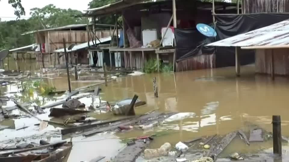 Video: Tausende Familien von Überschwemmungen in Kolumbien betroffen Video: Tausende Familien von Überschwemmungen in Kolumbien betroffen