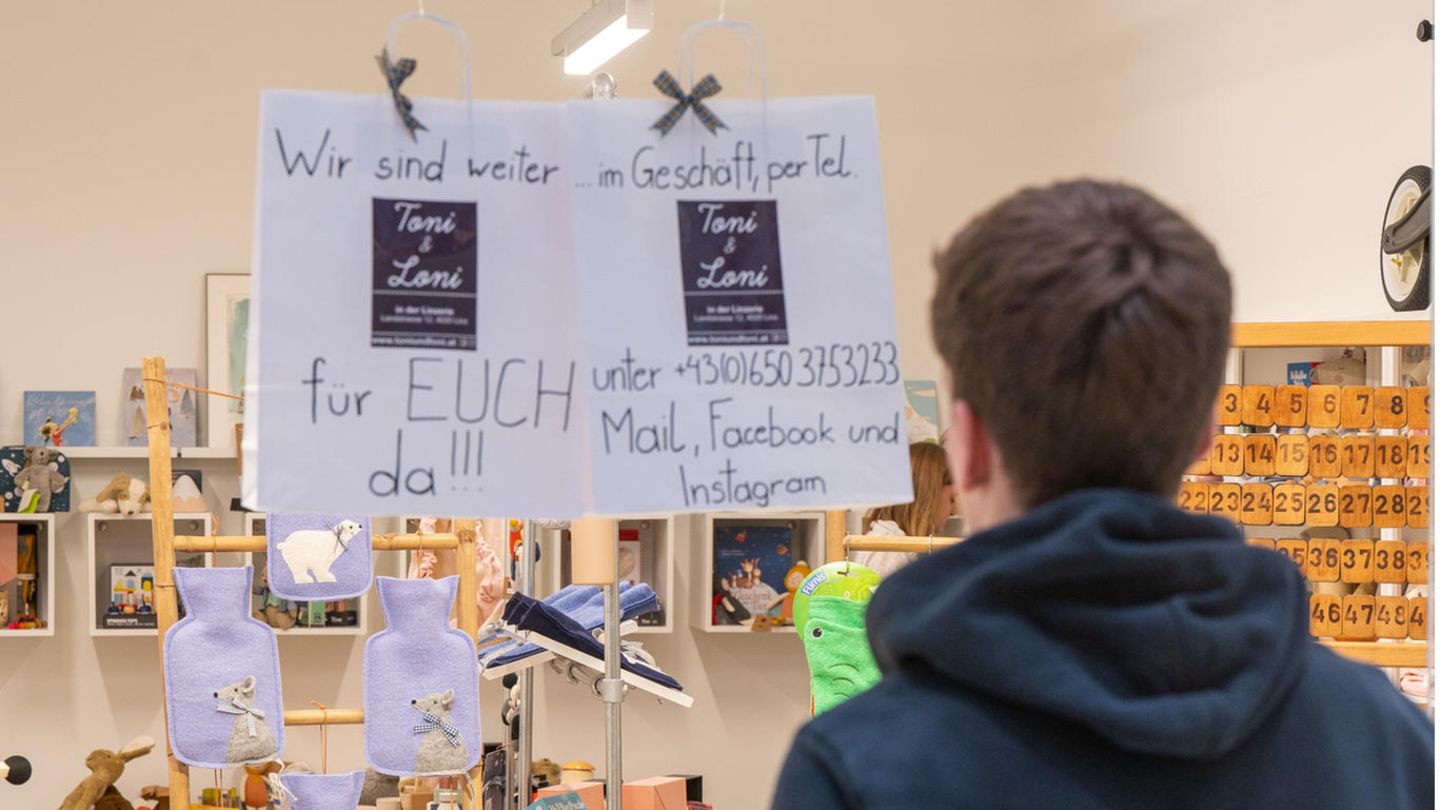 Linz, Österreich. Ein geschlossenes Geschäft im Einkaufszentrum "Linzerie"