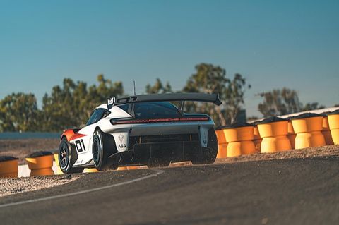 Porsche Mission R