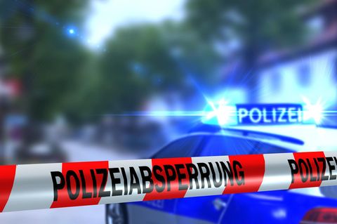 Polizeiabsperrung als Symbolfoto für versuchtes Tötungsdelikt in Herford
