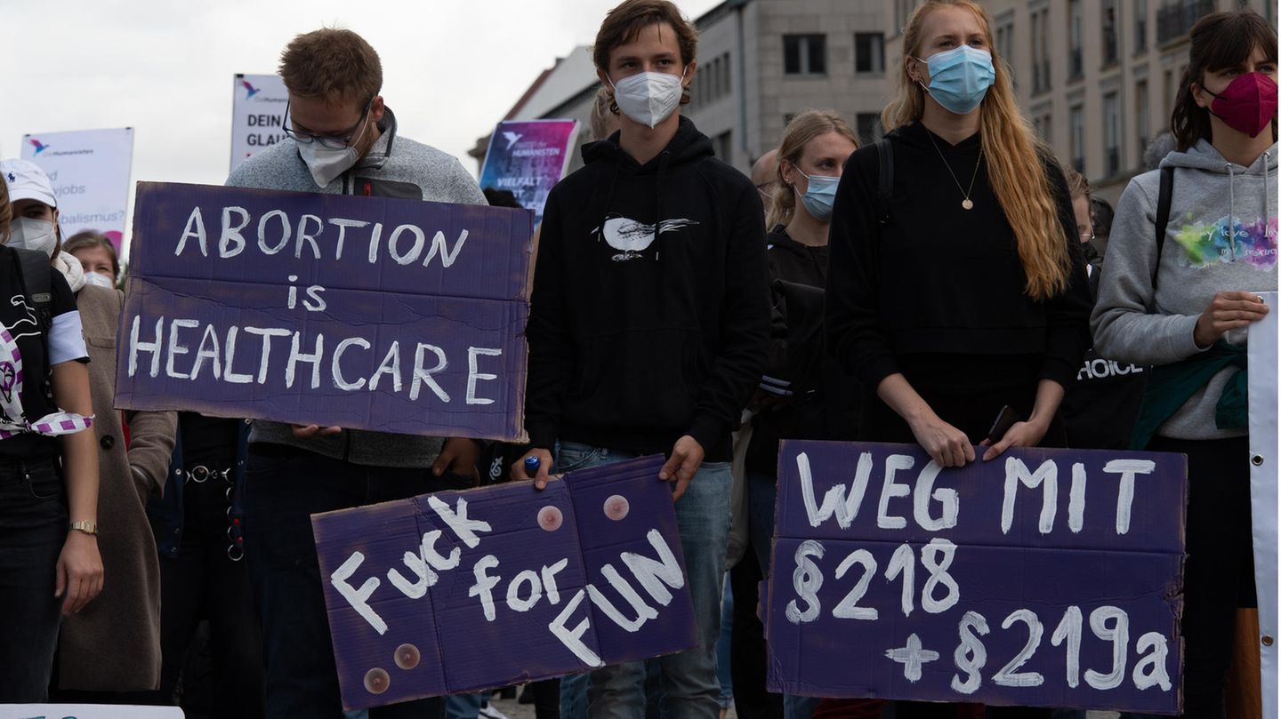 Traffic light coalition wants to abolish controversial advertising ban for abortion
