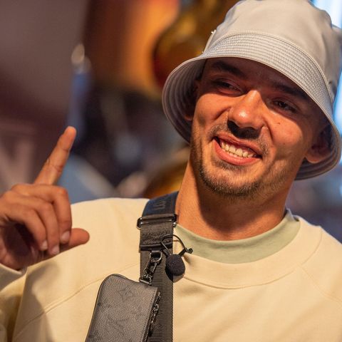 Der Rapper Capital Bra zeigt sich geschäftstüchtig