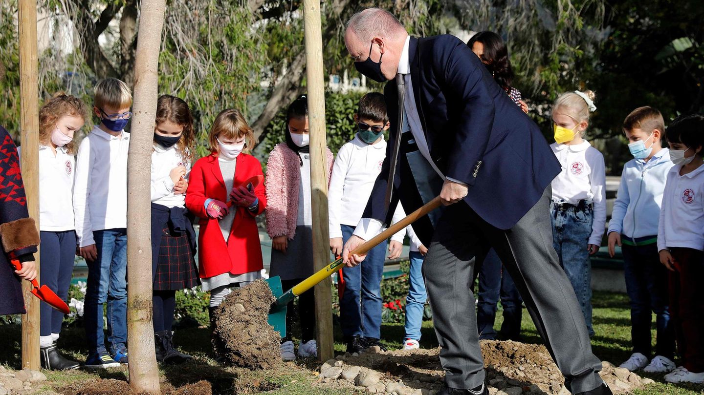 Prince Albert of Monaco and his children plant a tree for Charlène