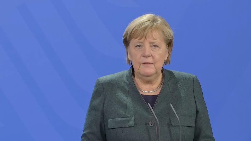Video: Merkel drückt Solidarität zu Polen aus Video: Merkel drückt Solidarität zu Polen aus
