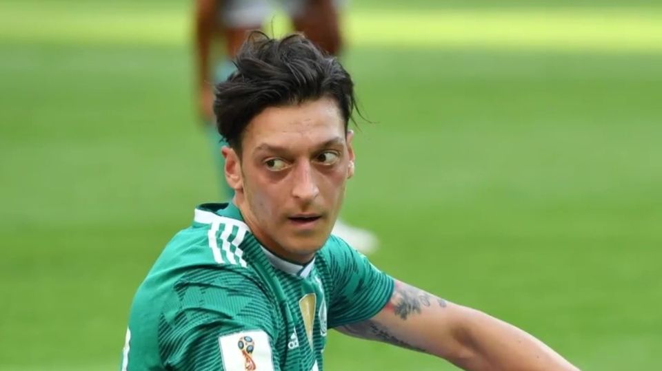 Berater von Mesut Özil im Interview Berater von Mesut Özil im Interview