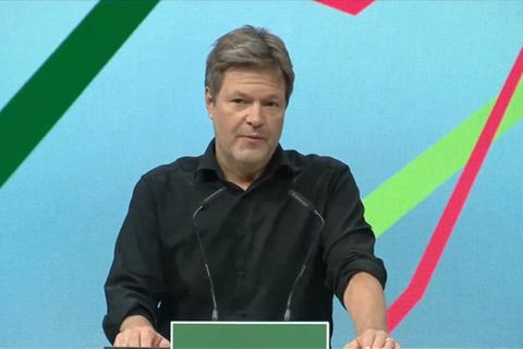 Streit um Ministerposten: Robert Habeck: Regierungspersonal wird erst am Freitag bekannt gegeben