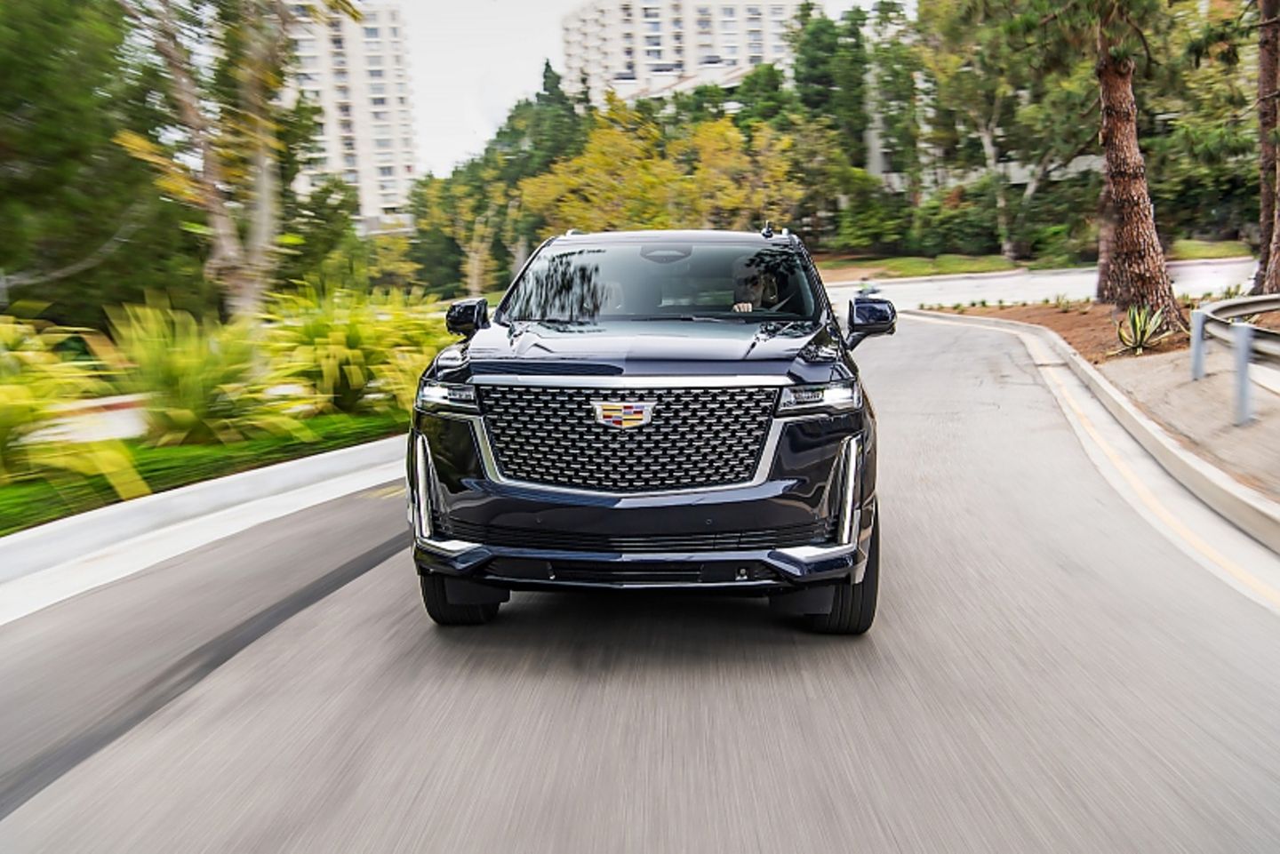 Cadillac Escalade 600 D