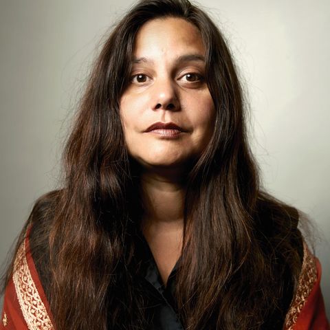 Schriftstellerin Mithu Sanyal: "Wir vergessen ja leicht, dass Abtreibung in Deutschland nach wie vor eine Straftat ist"