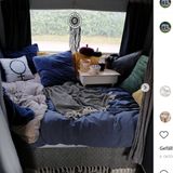 Die Sitzgruppe nach der Verwandlung.