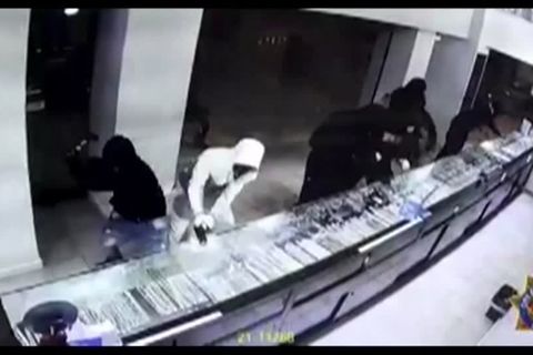 Video: "Smash and grab" am Black Friday