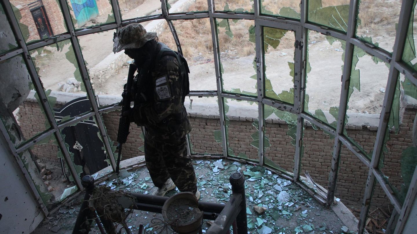 Lokale Kommandeure der Taliban haben offenbar zahlreiche ehemalige afghanische Sicherheitskräfte exekutiert