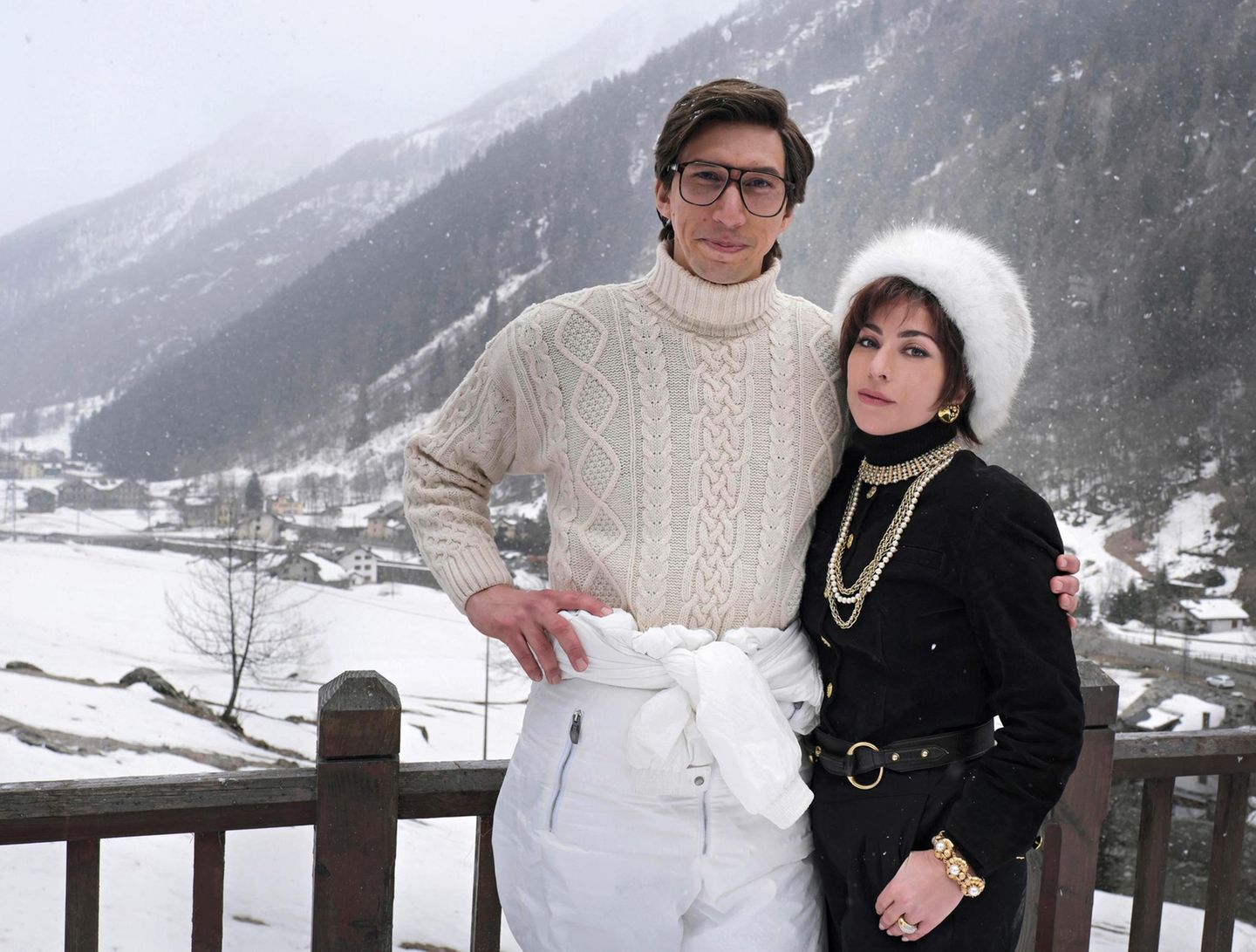 Lady Gaga mit Adam Driver als Maurizio und Patrizia Gucci