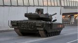 Der T-14 ist wesentlich größer als sein Vorgänger der T-90. 