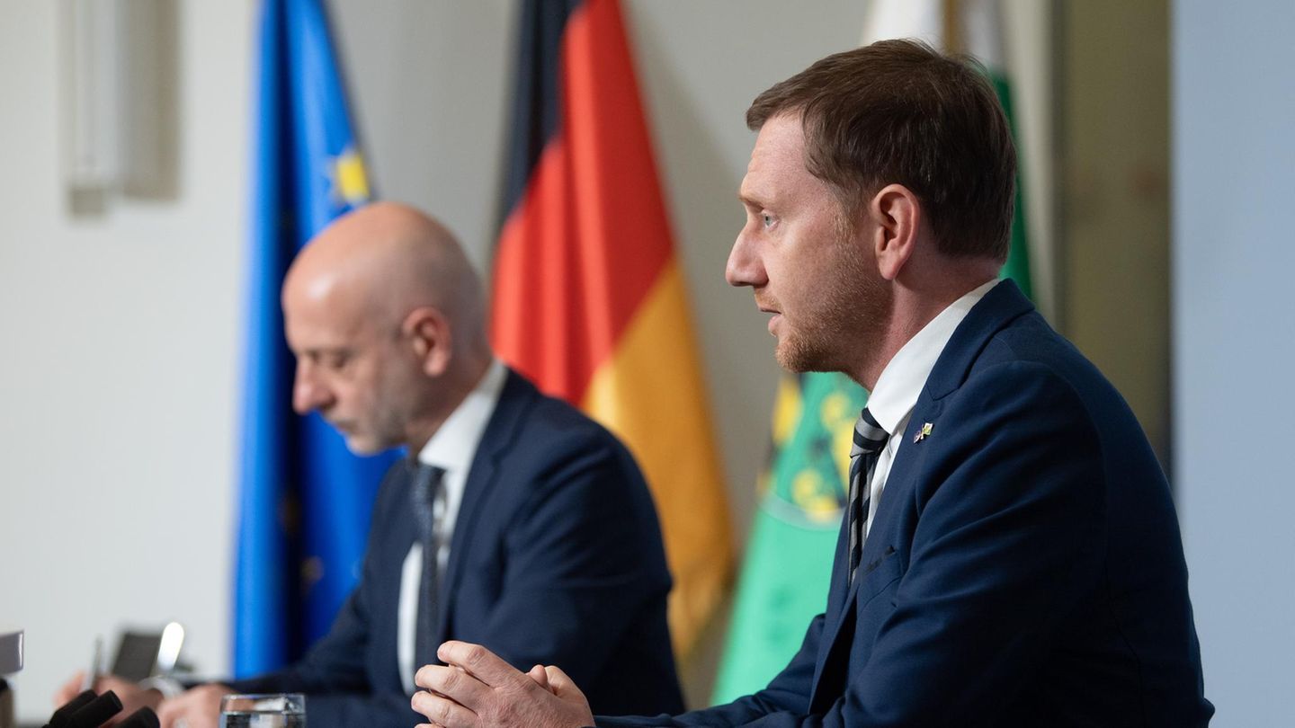 Michael Kretschmer (CDU, r), Ministerpräsident von Sachsen