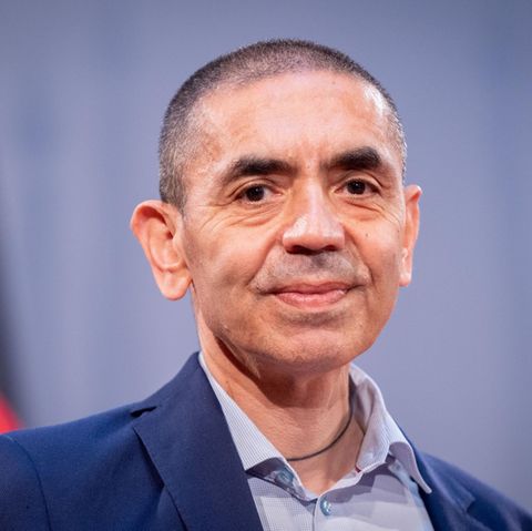 Biontech-Chef Ugur Sahin glaubt an die Wirksamkeit der Impfung gegen die Omikron-Mutation
