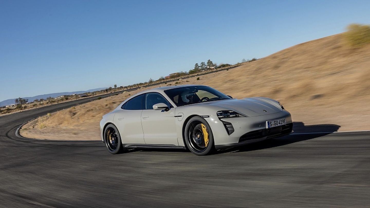 Porsche Taycan GTS: More than ever