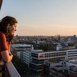 Berlin (Platz 39) bietet Expats gute Karrierechancen und eine gute Work-Life-Balance. Die Lebenshaltungskosten sind überschaubar - wenn man denn eine der knappen Wohnungen findet. Zudem fallen die Berliner als ausgesprochen unfreundlich auf.