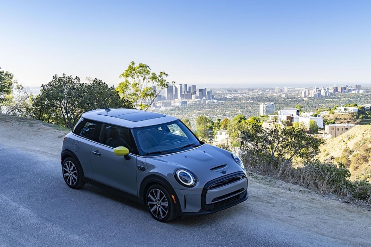 Nach fast zehn Stunden sind wir in Los Angeles angekommen