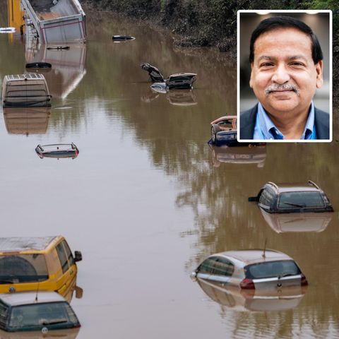 Überflutete Autobahn bei Erftstadt mit Klimaforscher Saleemul Huq (kleines Foto)