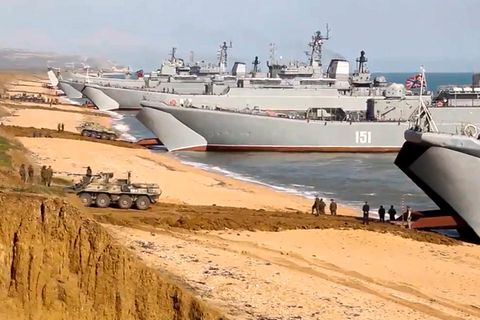 Derzeit mobilisiert Russland erneut die Truppen an der Grenze zur Ukraine