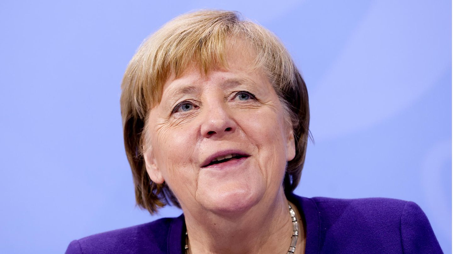 Angela Merkel: Vaccination call in the Chancellor’s last podcast