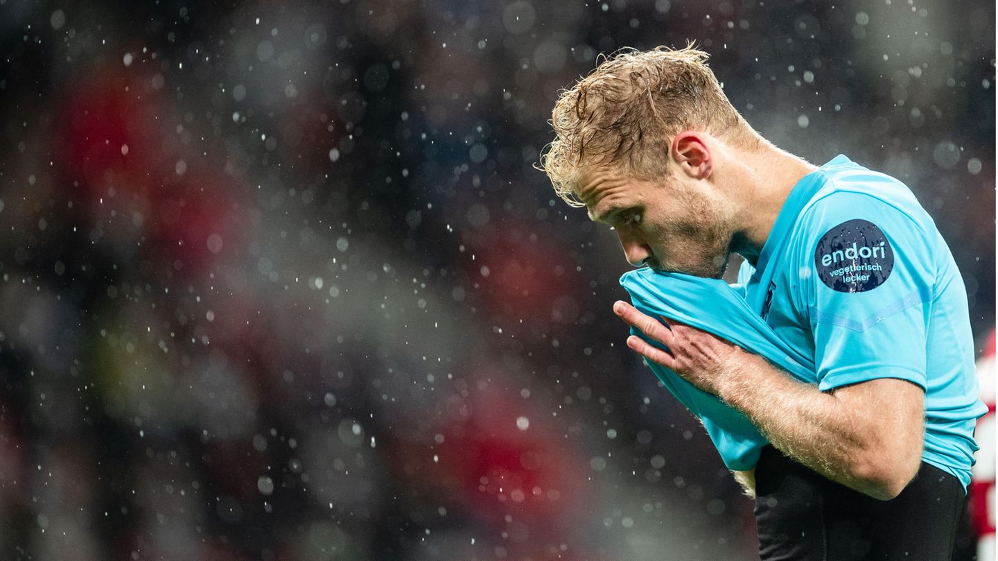Bayer Leverkusen - SpVgg Greuther Fürth 7:1 Sebastian Griesbeck und seine Mannschaftskollegen der SpVgg Greuther Fürth hatten am Samstagnachmittag ordentlich was wegzustecken. 1:7 gingen die Fürther bei Bayer 04 Leverkusen unter. Leverkusen steht nun auf dem 3. Tabellenplatz, Fürth bleibt mit nur einem Punkt nach 14 Spielen Tabellenletzter.