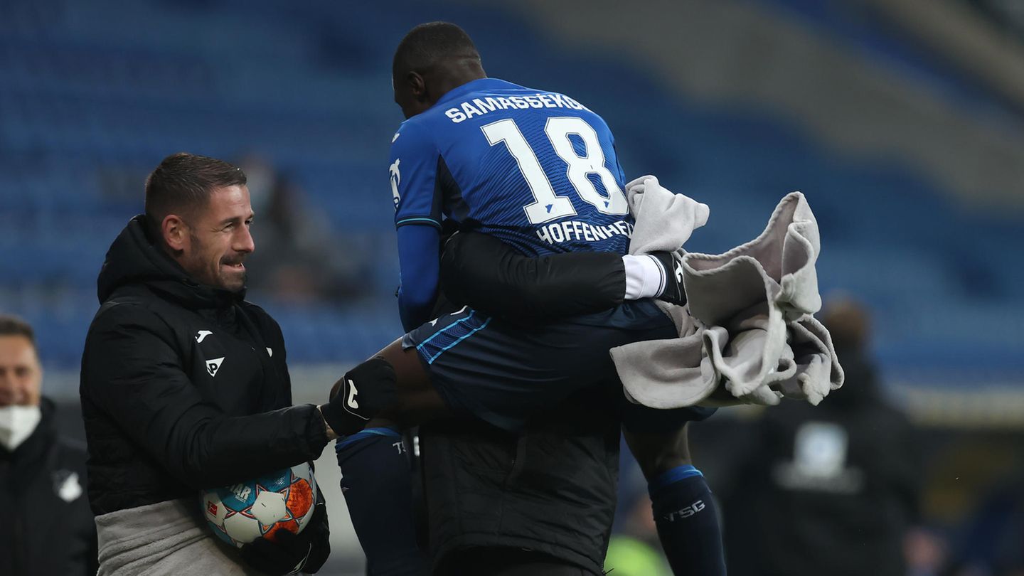 Diadie Samassekou von der TSG 1899 Hoffenheim freut sich über sein 3:1 gegen Eintracht Frankfurt. Nach frühem Rückstand machten die Hoffenheimer drei Tore, ehe Frankfurt in der 72. Minute zum 3:2 Endstand traf.