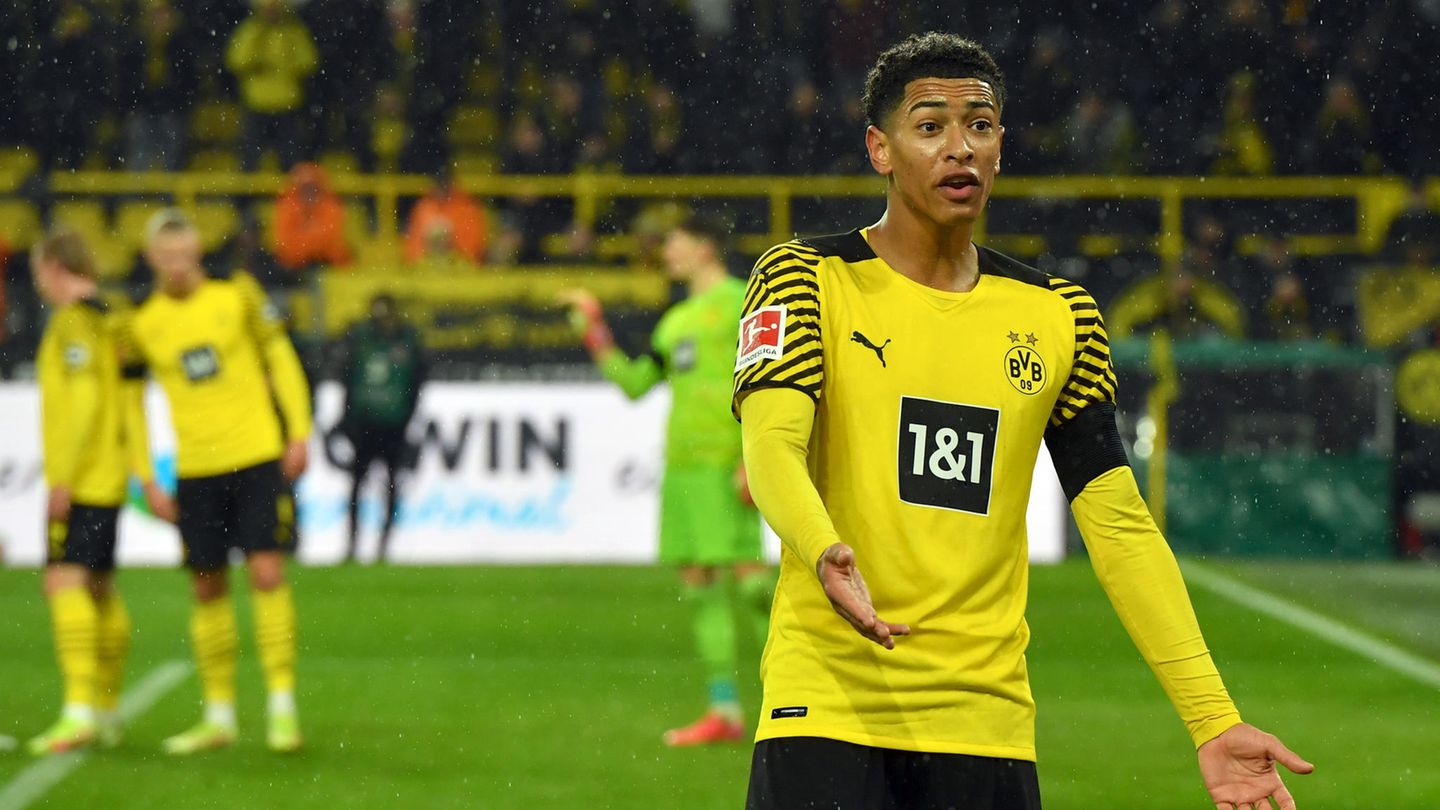 Dortmunds Jude Bellingham beschwert sich