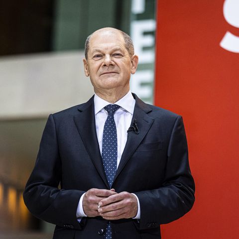 Olaf Scholz lächelt stolz