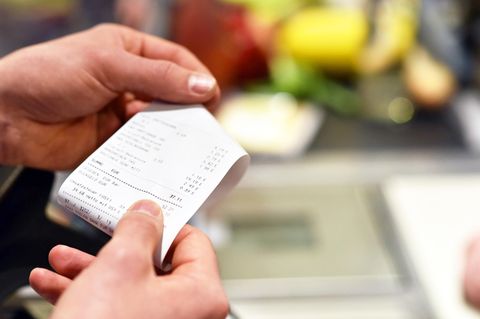 Eine Belegdrucker spucken mysteriöse Kassenzettel aus 