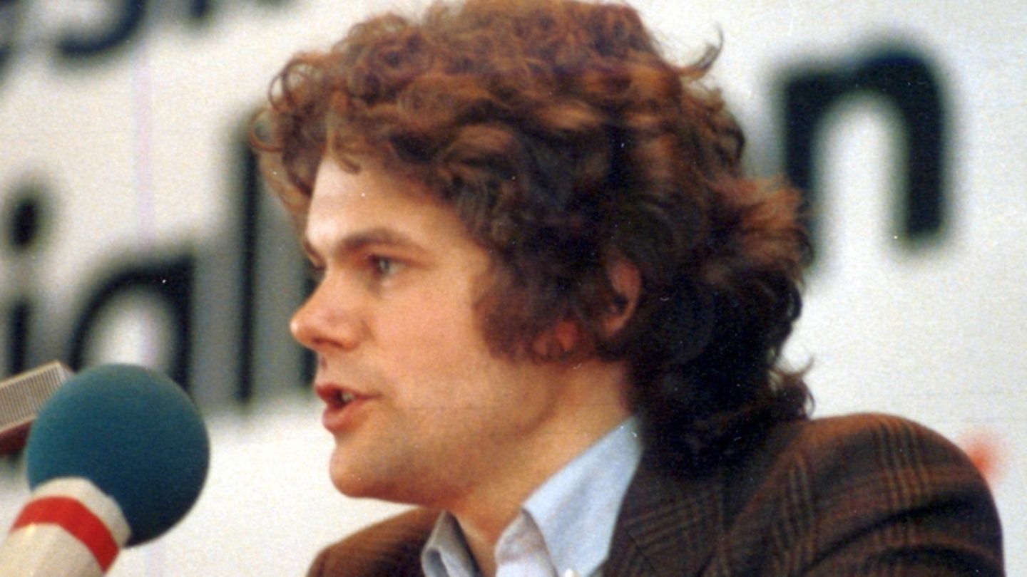 Olaf Scholz: Exciting facts about the new Federal Chancellor (video)