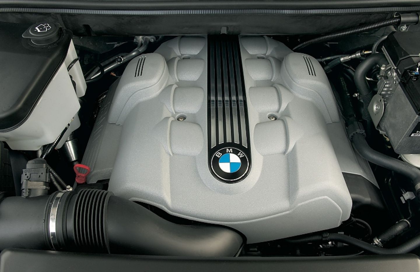 BMW X5 4.8is / E53