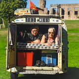 Elyane & Guy B. 1973 Camembert  Unser 2 CV erregt Sympathie, mit ihm kommen wir überall hin. Das ist Freiheit!