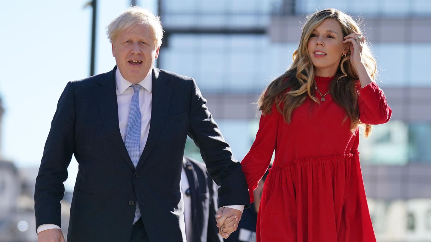 Boris Johnson and wife Carrie announce the birth of their daughter