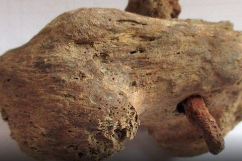 Forscher entdecken Skelett mit Nagel – Hinweis auf römische Kreuzigung?
