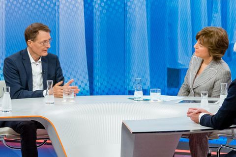 Karl Lauterbach und Maybrit Illner im Gespräch